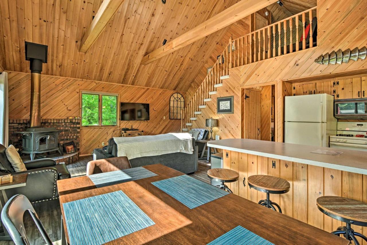 Riverfront Traverse City Cabin Fish, Kayak And Tube Dış mekan fotoğraf